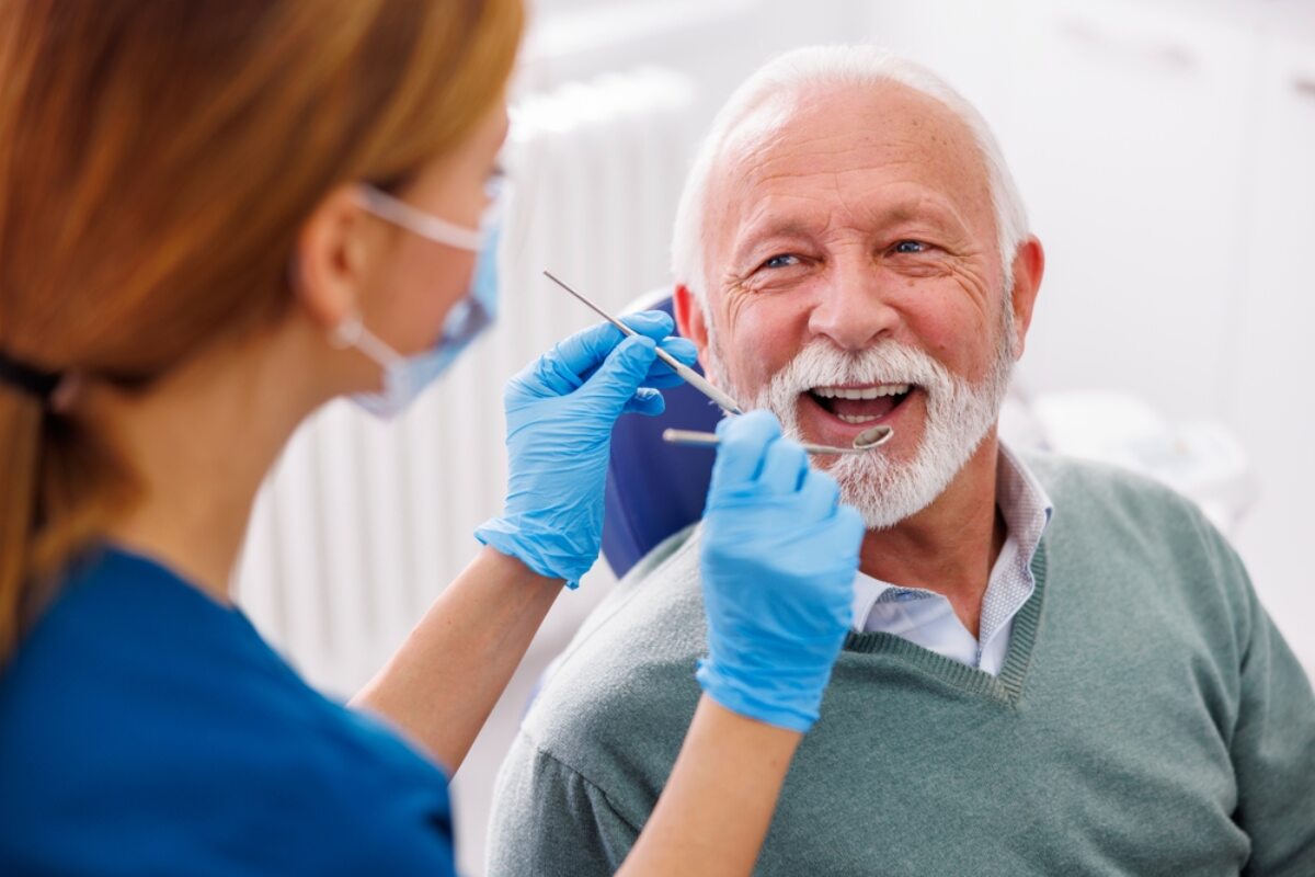 the connection between dental implants and oral hygiene